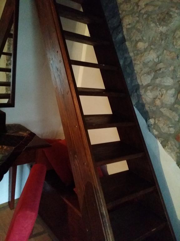 Apartments Valentinus 1800 Sezana Luaran gambar